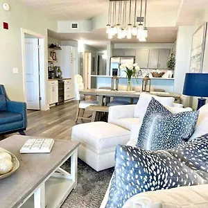 https://beach-n-view-calypso-3-unit-1411.panamacity-beachhotels.com