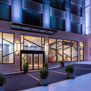 https://microtel-inn-by-wyndham-long-island-city.us-newyorkcity.com